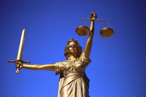 Statue holding the scales of justice